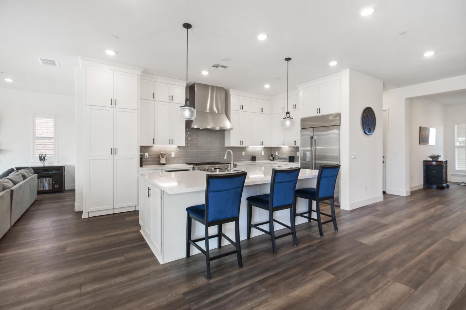 Detail Gallery Image 16 of 64 For 310 Milazzo Ct, El Dorado Hills,  CA 95762 - 3 Beds | 2/1 Baths