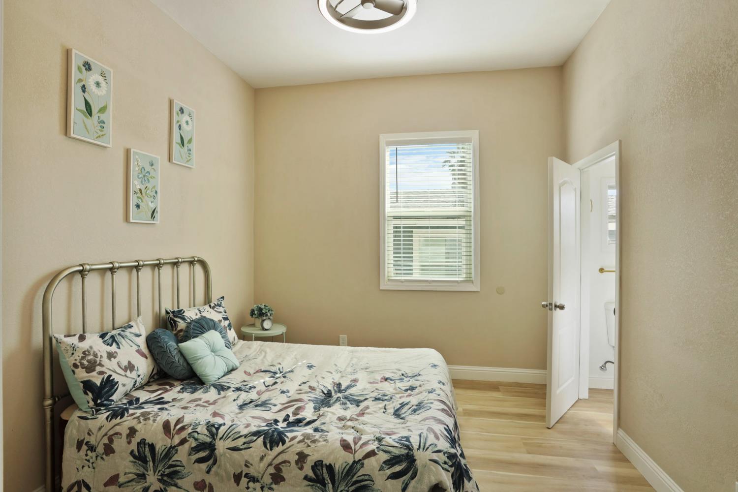 Detail Gallery Image 17 of 32 For 436 E Arcade St, Stockton,  CA 95204 - 3 Beds | 2 Baths