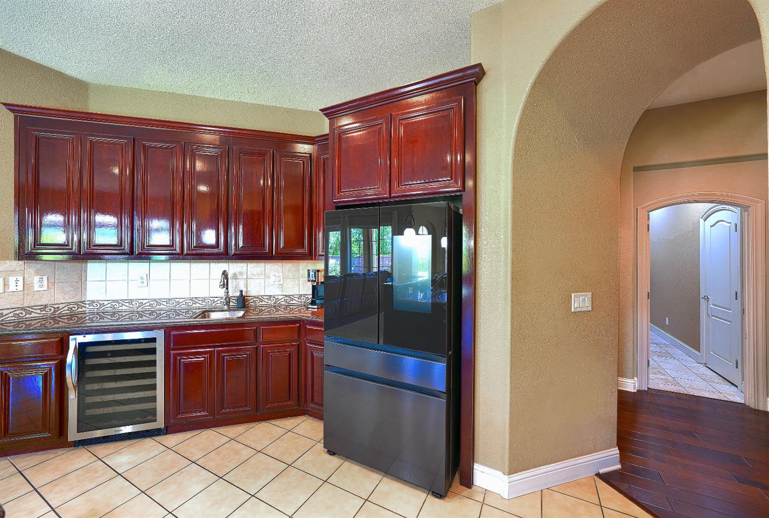 Detail Gallery Image 7 of 97 For 1340 Bella Cir, Lincoln,  CA 95648 - 7 Beds | 5 Baths