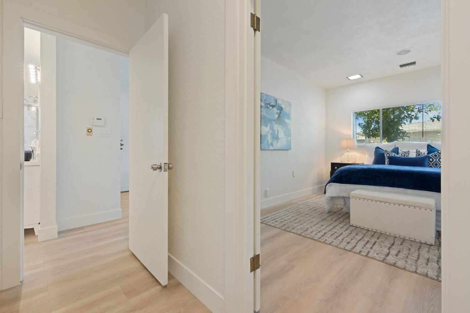 Detail Gallery Image 22 of 47 For 143 N Lincoln Ave, Manteca,  CA 95336 - 4 Beds | 4/3 Baths