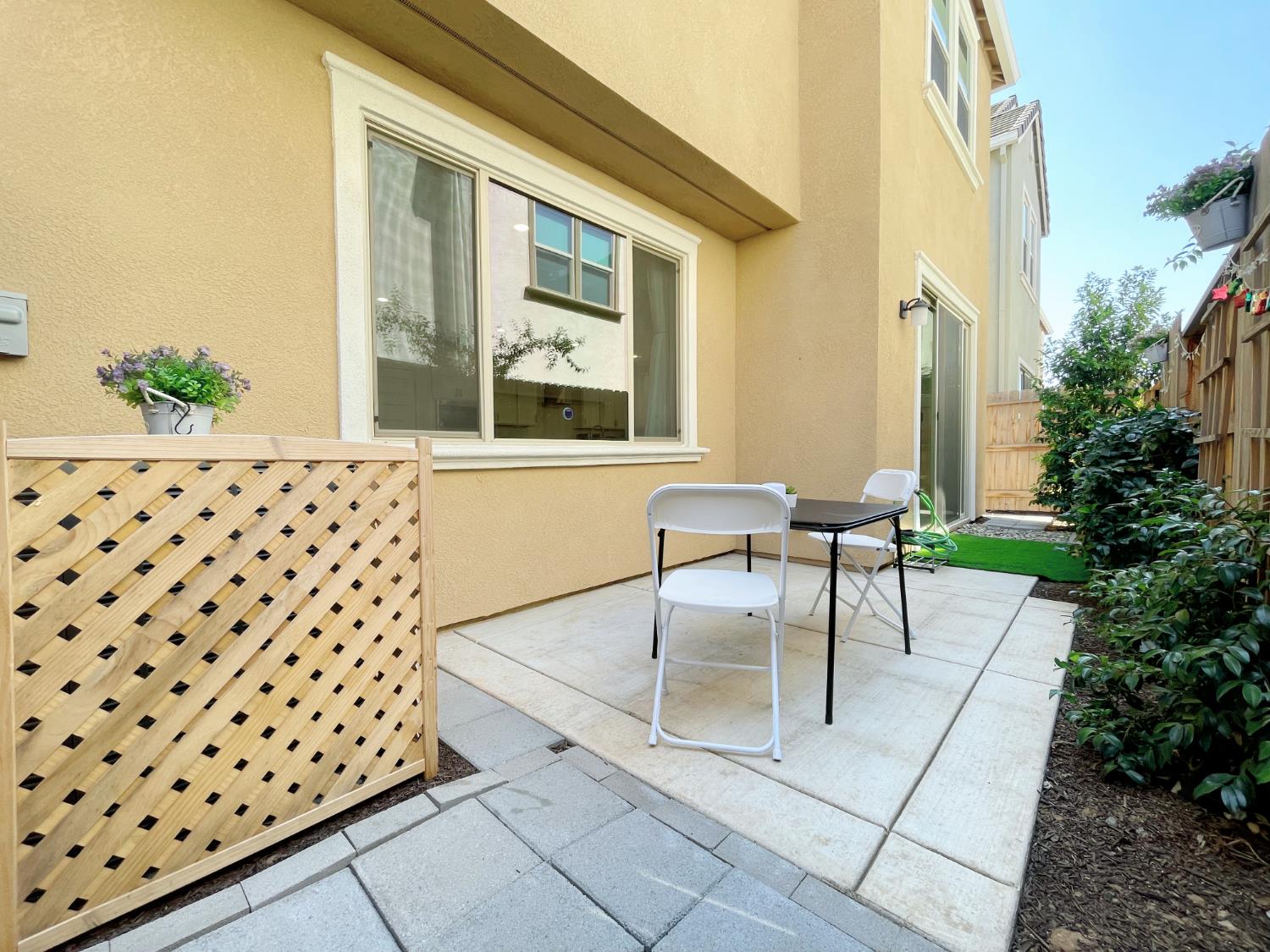 Detail Gallery Image 34 of 59 For 10622 Trill Way, Elk Grove,  CA 95757 - 3 Beds | 2/1 Baths