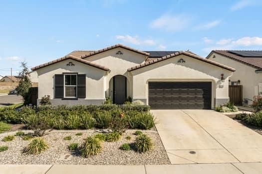 Detail Gallery Image 9 of 63 For 7447 Darque Way, Elk Grove,  CA 95757 - 3 Beds | 3 Baths