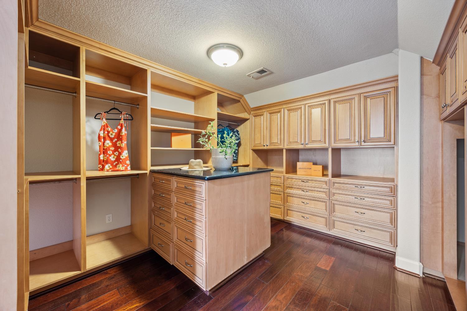 Detail Gallery Image 66 of 86 For 9740 Los Lagos Cir #NORTH,  Granite Bay,  CA 95746 - 4 Beds | 4/1 Baths