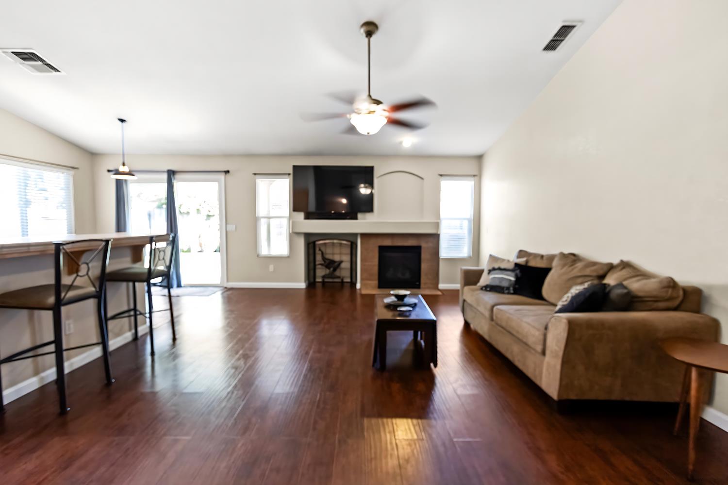 Detail Gallery Image 9 of 44 For 2092 Betsy Ross Ct, Atwater,  CA 95301 - 4 Beds | 2 Baths