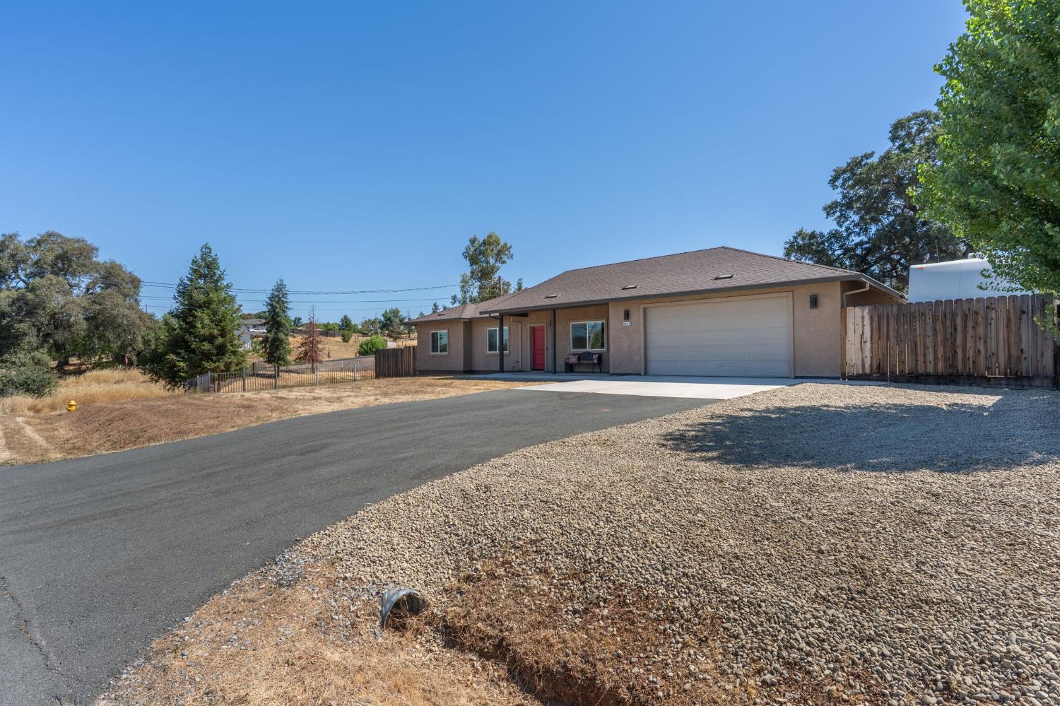 Detail Gallery Image 5 of 35 For 6449 Garner Pl, Valley Springs,  CA 95252 - 3 Beds | 2 Baths