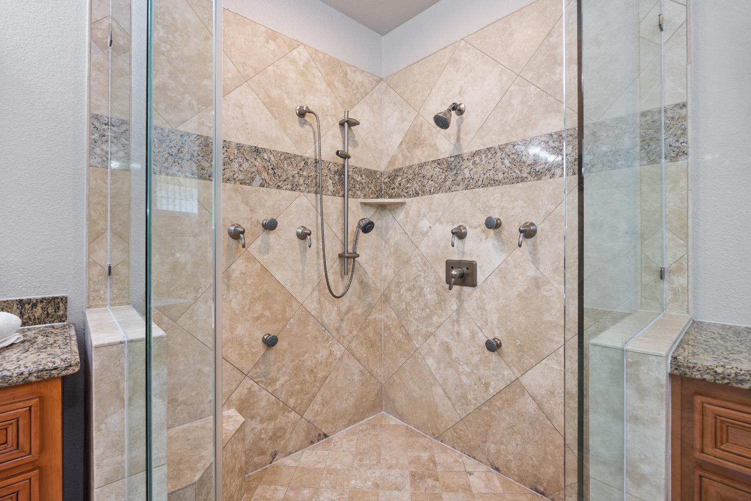 Detail Gallery Image 62 of 86 For 9740 Los Lagos Cir #NORTH,  Granite Bay,  CA 95746 - 4 Beds | 4/1 Baths