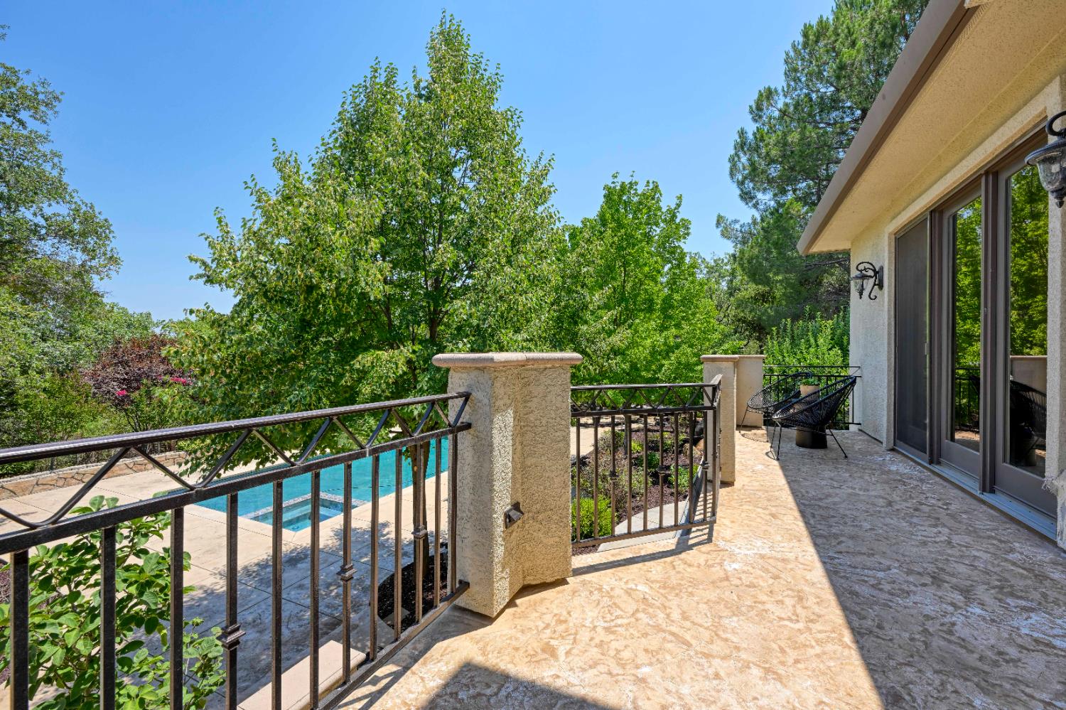 Detail Gallery Image 75 of 98 For 4324 Carlson Ct, Shingle Springs,  CA 95682 - 6 Beds | 6/3 Baths