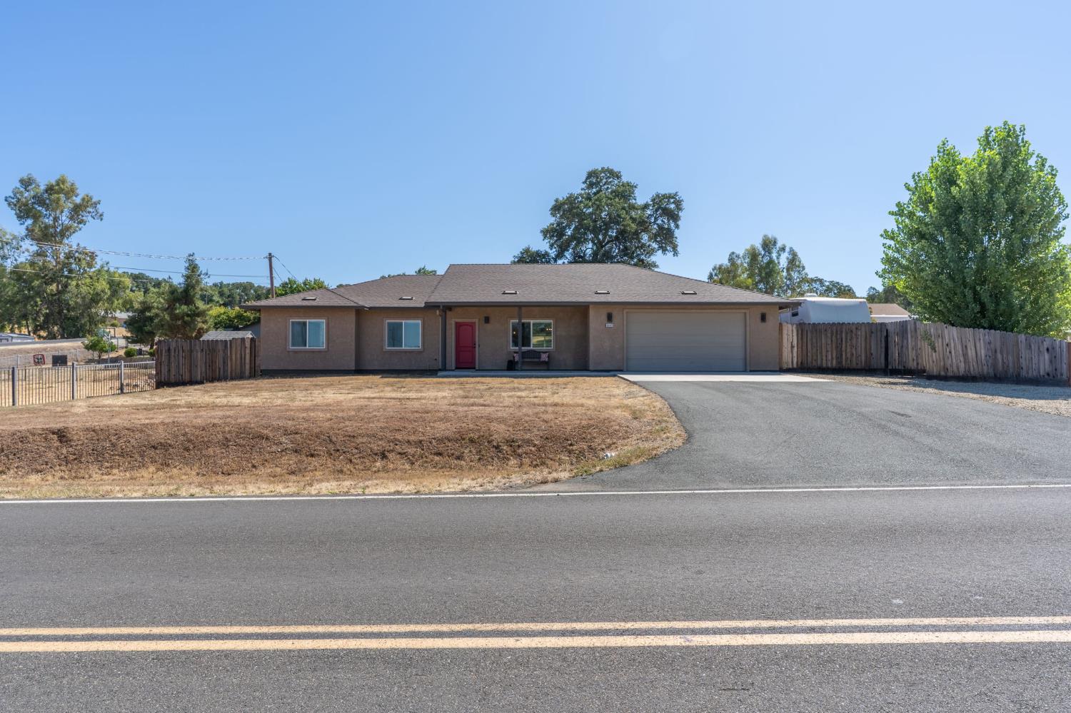 Detail Gallery Image 4 of 35 For 6449 Garner Pl, Valley Springs,  CA 95252 - 3 Beds | 2 Baths