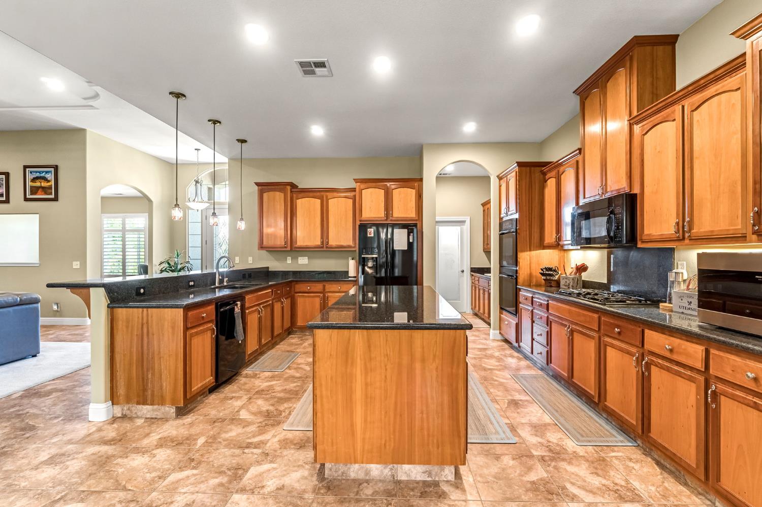 Detail Gallery Image 14 of 68 For 6231 Jake St, Atwater,  CA 95301 - 4 Beds | 3 Baths