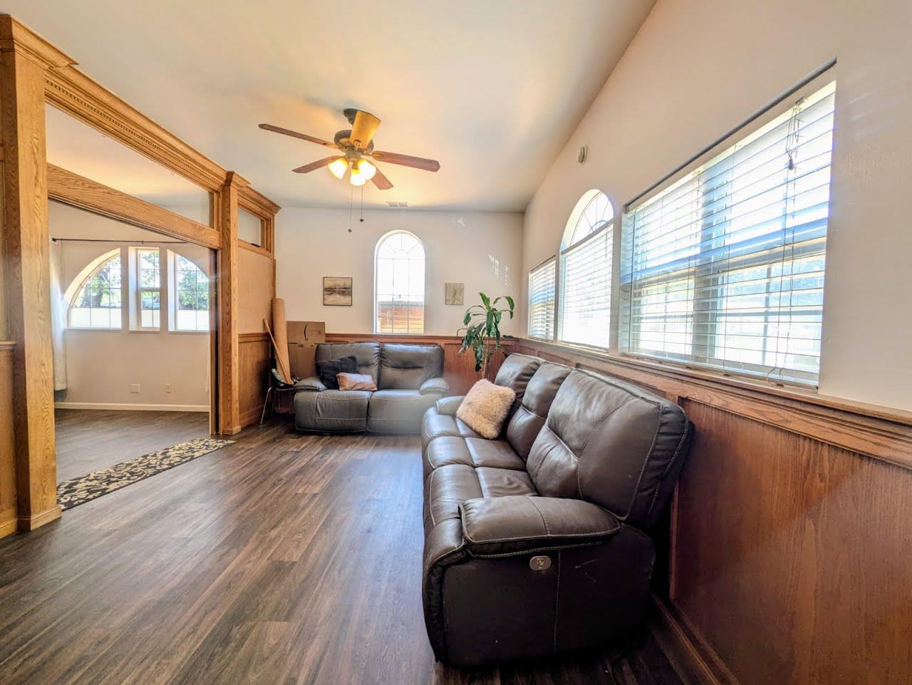 Detail Gallery Image 4 of 25 For 309 S Auburn St, Colfax,  CA 95713 - 4 Beds | 2 Baths