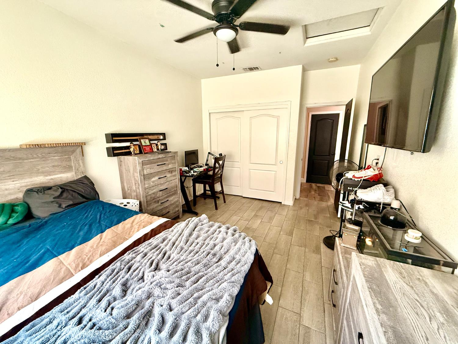 Detail Gallery Image 11 of 23 For 749 Rhone Ct, Los Banos,  CA 93635 - 3 Beds | 2 Baths