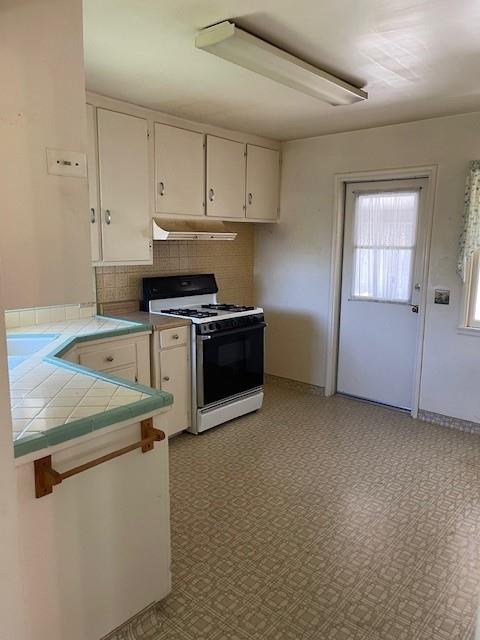 Detail Gallery Image 3 of 5 For 2832 Kay St, Ceres,  CA 95307 - 2 Beds | 1 Baths