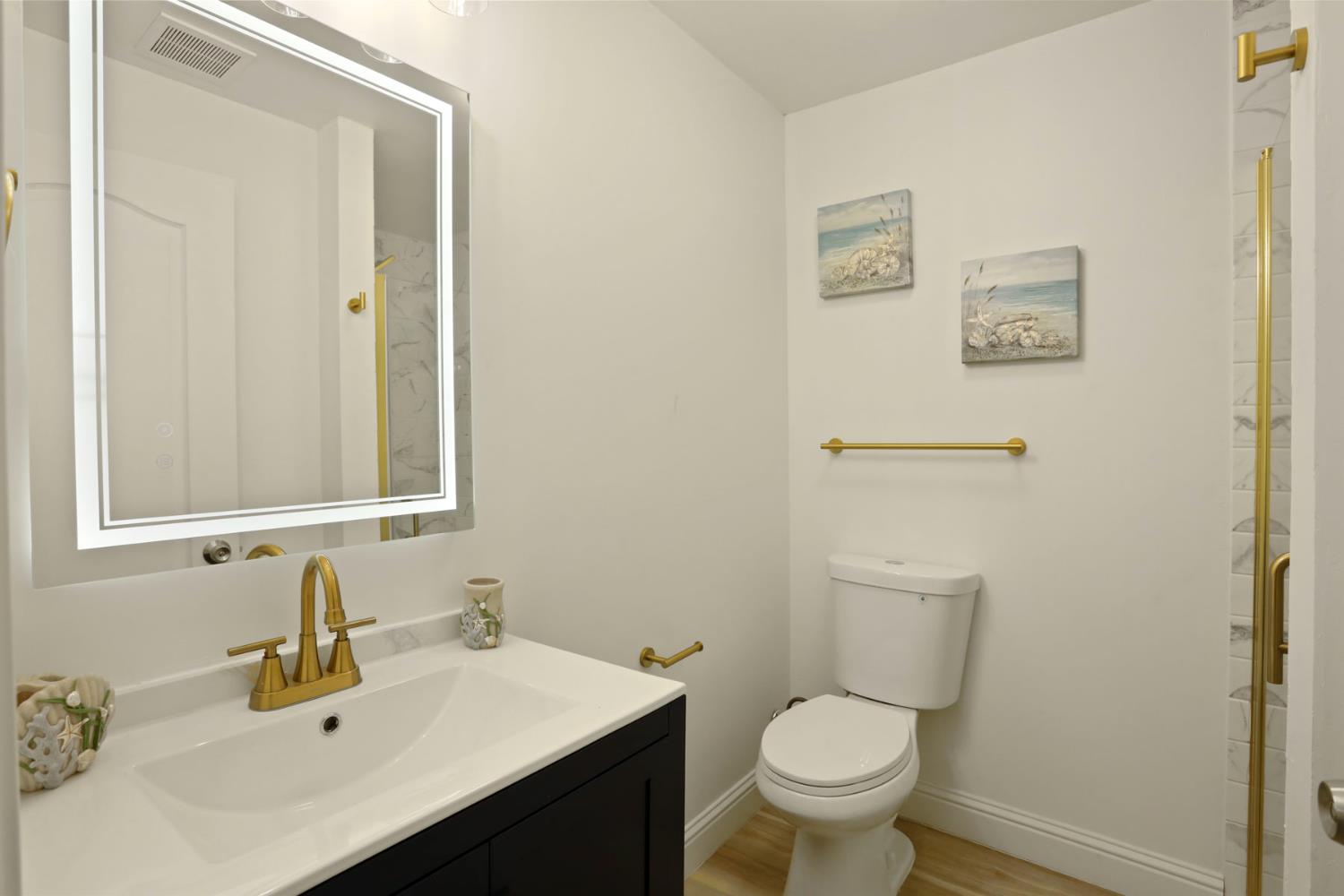 Detail Gallery Image 14 of 32 For 436 E Arcade St, Stockton,  CA 95204 - 3 Beds | 2 Baths
