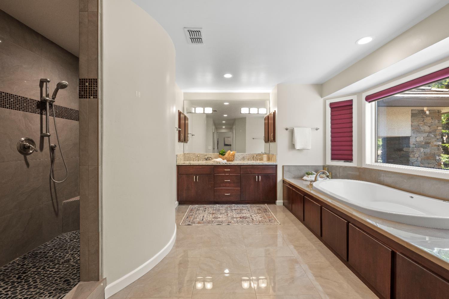 Detail Gallery Image 40 of 98 For 4324 Carlson Ct, Shingle Springs,  CA 95682 - 6 Beds | 6/3 Baths