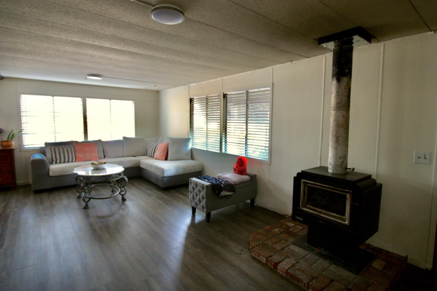 Detail Gallery Image 6 of 18 For 3156 Esplanade 300, Chico,  CA 95973 - 3 Beds | 2 Baths