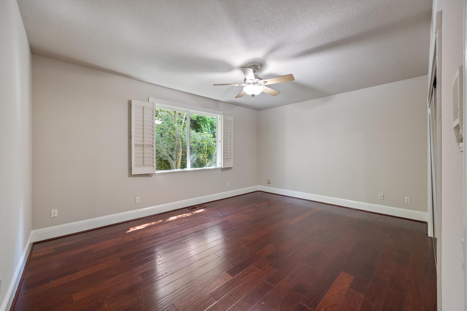 Detail Gallery Image 40 of 86 For 9740 Los Lagos Cir #NORTH,  Granite Bay,  CA 95746 - 4 Beds | 4/1 Baths