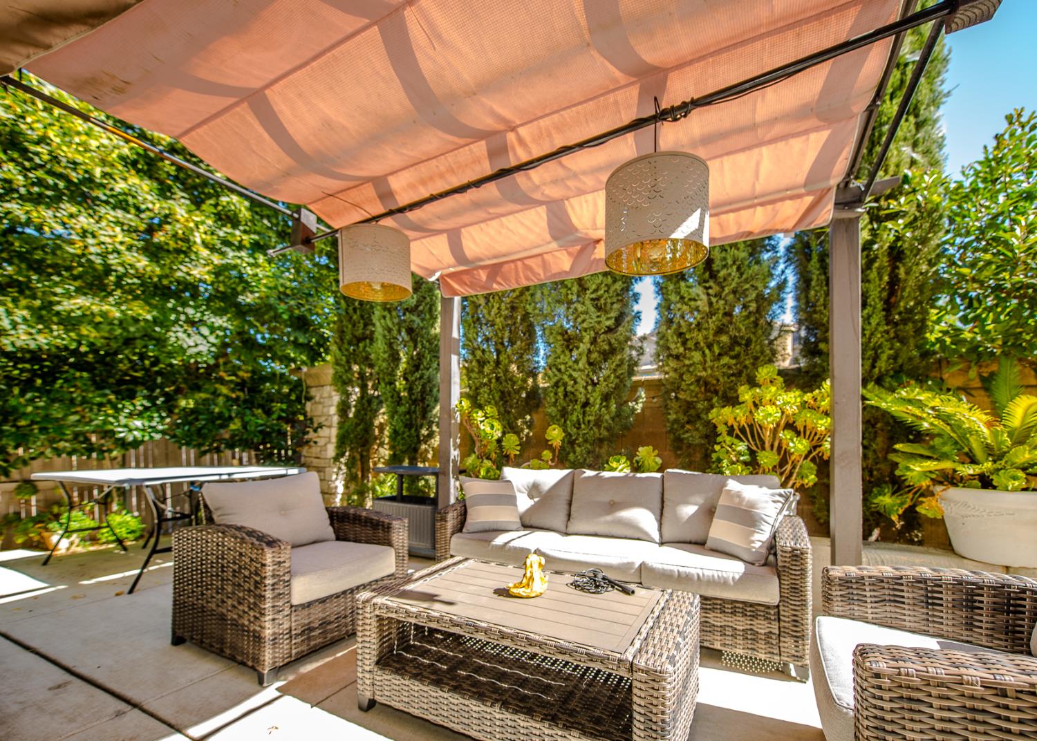 Detail Gallery Image 44 of 49 For 2373 Donner Pass Ave, Sacramento,  CA 95835 - 4 Beds | 2/1 Baths