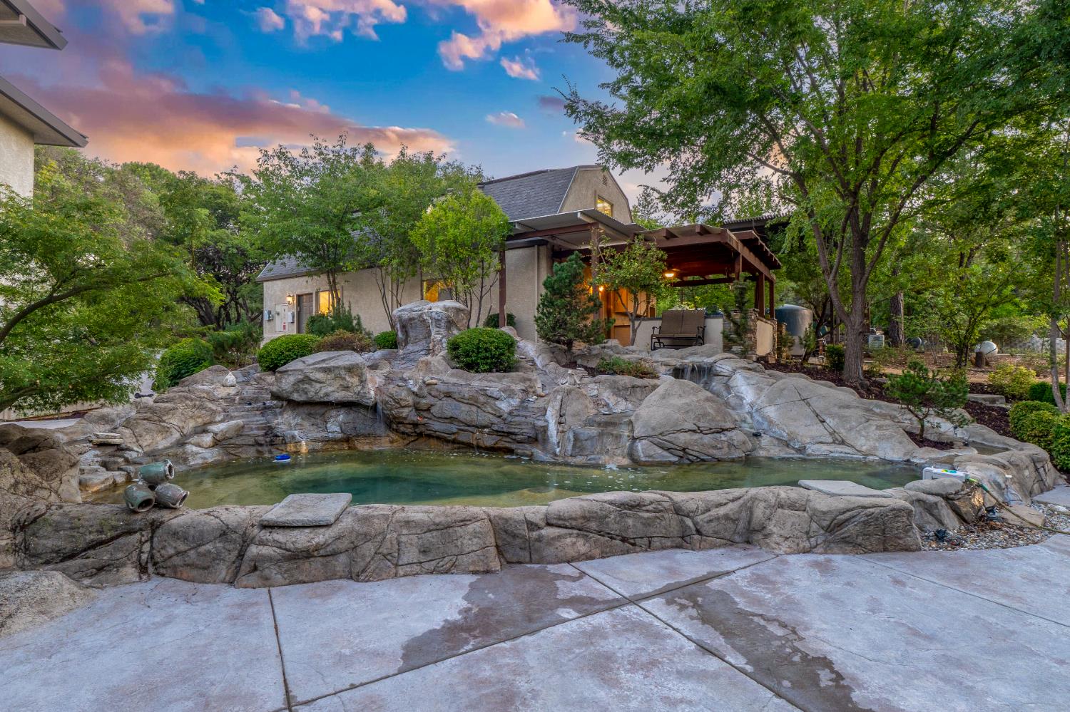 Detail Gallery Image 6 of 98 For 4324 Carlson Ct, Shingle Springs,  CA 95682 - 6 Beds | 6/3 Baths