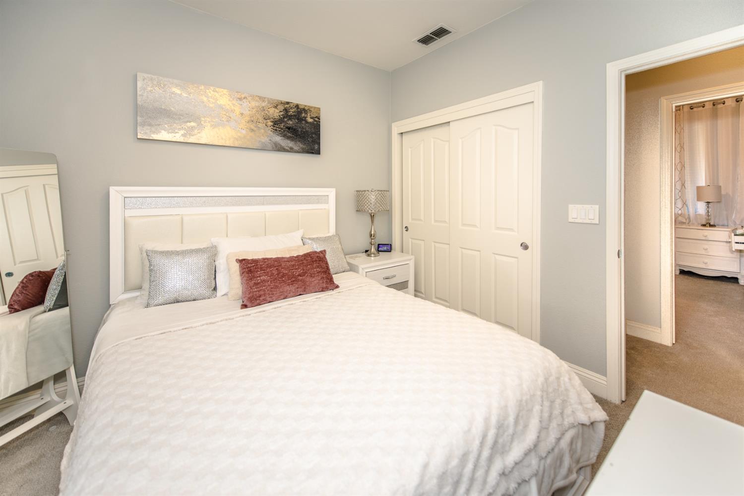 Detail Gallery Image 21 of 49 For 2373 Donner Pass Ave, Sacramento,  CA 95835 - 4 Beds | 2/1 Baths
