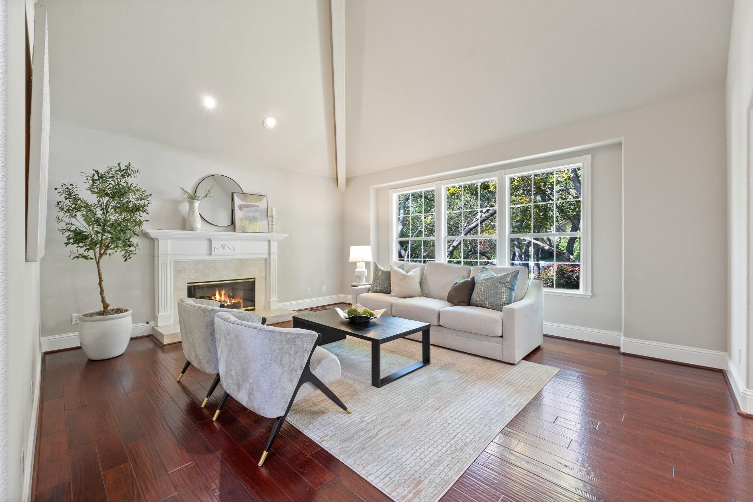 Detail Gallery Image 27 of 86 For 9740 Los Lagos Cir #NORTH,  Granite Bay,  CA 95746 - 4 Beds | 4/1 Baths