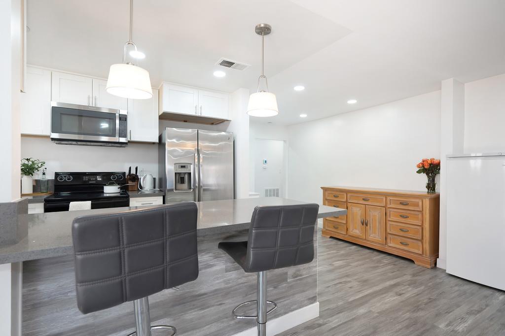 Detail Gallery Image 11 of 35 For 9431 Erwin Ave, Orangevale,  CA 95662 - 3 Beds | 2 Baths