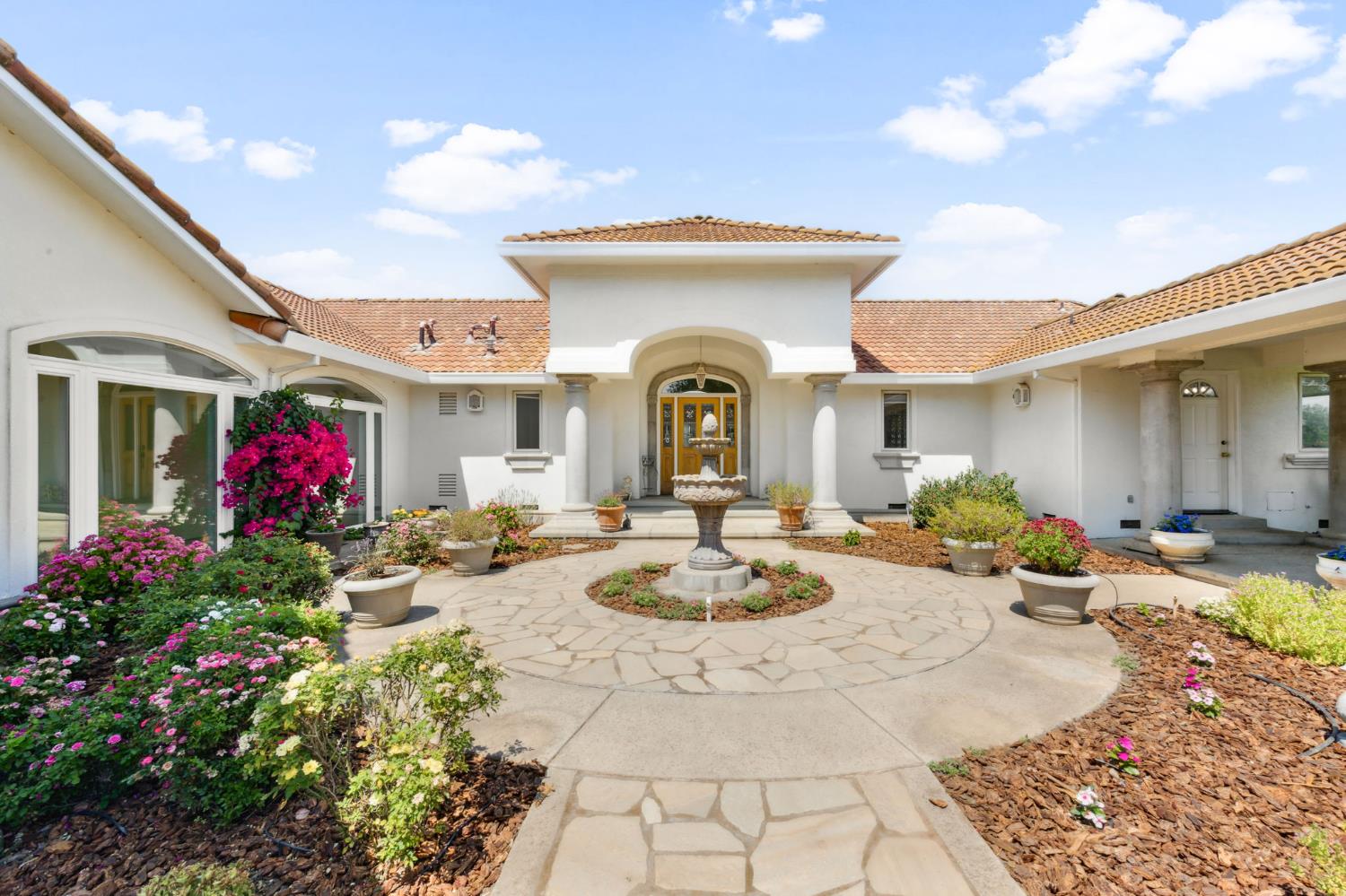 Detail Gallery Image 6 of 51 For 11255 Green Rd, Wilton,  CA 95693 - 4 Beds | 3/1 Baths