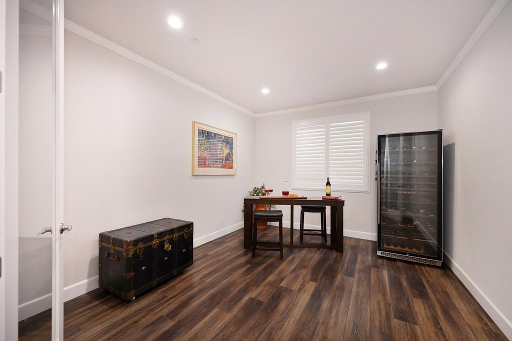 Detail Gallery Image 35 of 43 For 10309 Tempo Way, Elk Grove,  CA 95757 - 4 Beds | 3/1 Baths