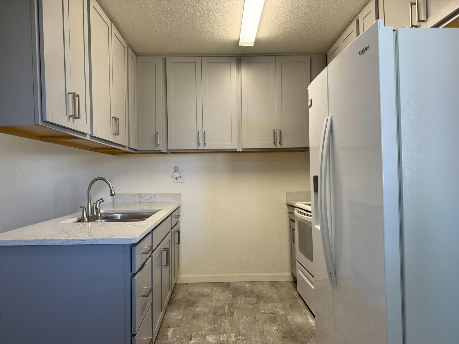 Detail Gallery Image 12 of 27 For 4000 Blue Bird Dr, Modesto,  CA 95356 - 3 Beds | 2 Baths
