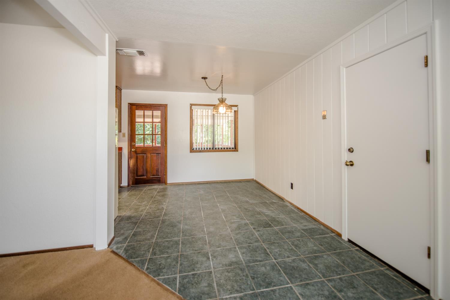 Detail Gallery Image 7 of 43 For 204 Emery St, Winters,  CA 95694 - 3 Beds | 2 Baths