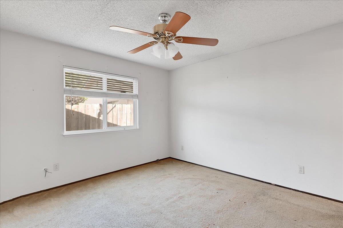 Detail Gallery Image 10 of 22 For 1450 Whyler Rd #39,  Yuba City,  CA 95993 - 3 Beds | 2 Baths