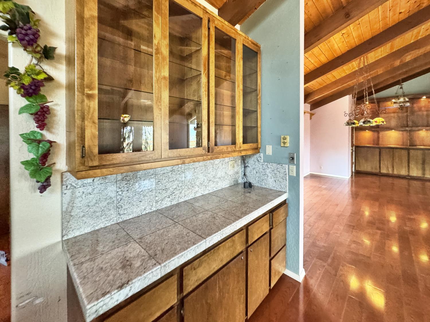 Detail Gallery Image 10 of 38 For 16169 Tina Ct, Grass Valley,  CA 95945 - 3 Beds | 3 Baths