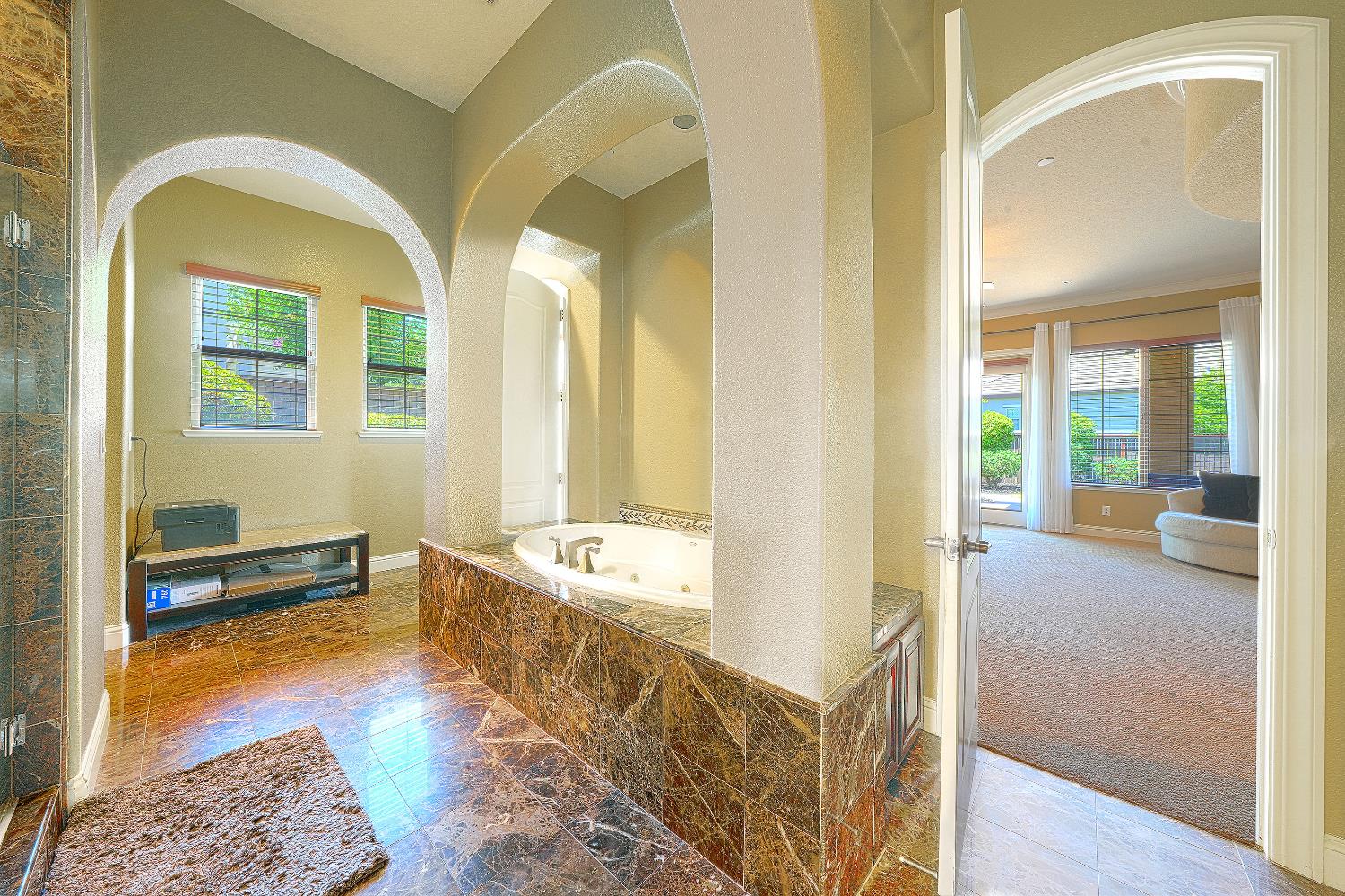 Detail Gallery Image 23 of 97 For 1340 Bella Cir, Lincoln,  CA 95648 - 7 Beds | 5 Baths