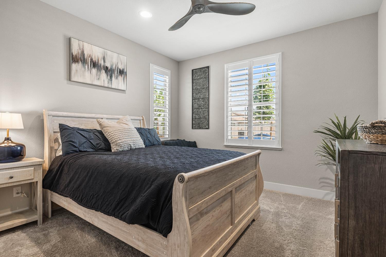 Detail Gallery Image 12 of 70 For 2050 Starwood Dr, Riverbank,  CA 95367 - 4 Beds | 3 Baths