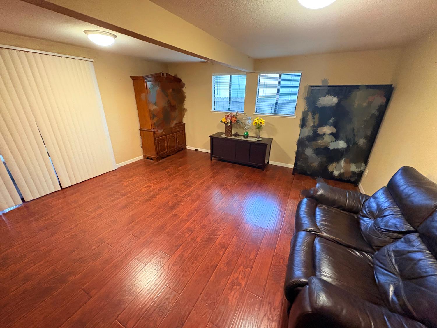Detail Gallery Image 7 of 16 For 10472 Abbottford Way, Rancho Cordova,  CA 95670 - 3 Beds | 2 Baths