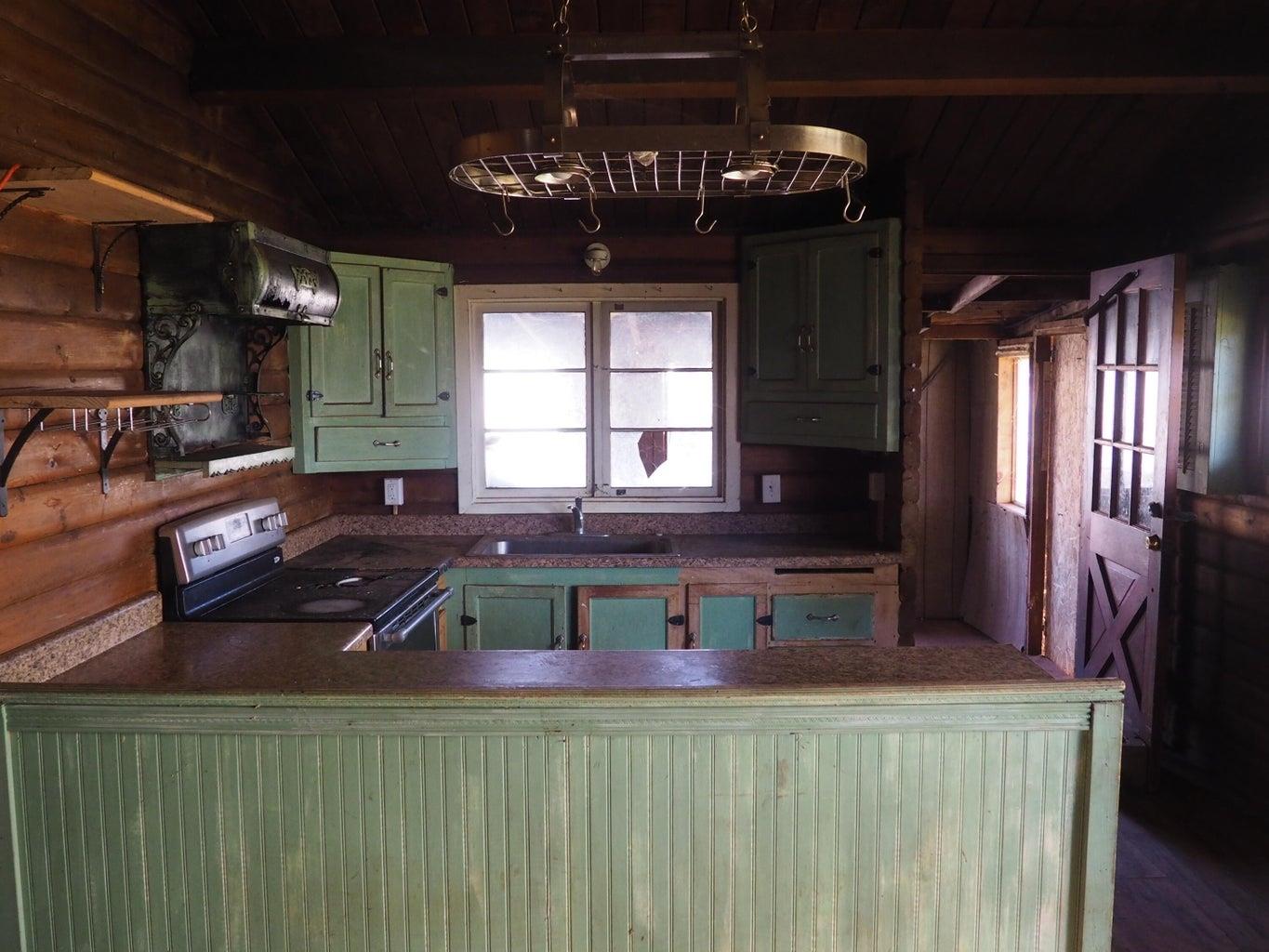 Detail Gallery Image 8 of 14 For 21705 S Powerhouse Rd, Manton,  CA 96059 - 2 Beds | 1 Baths