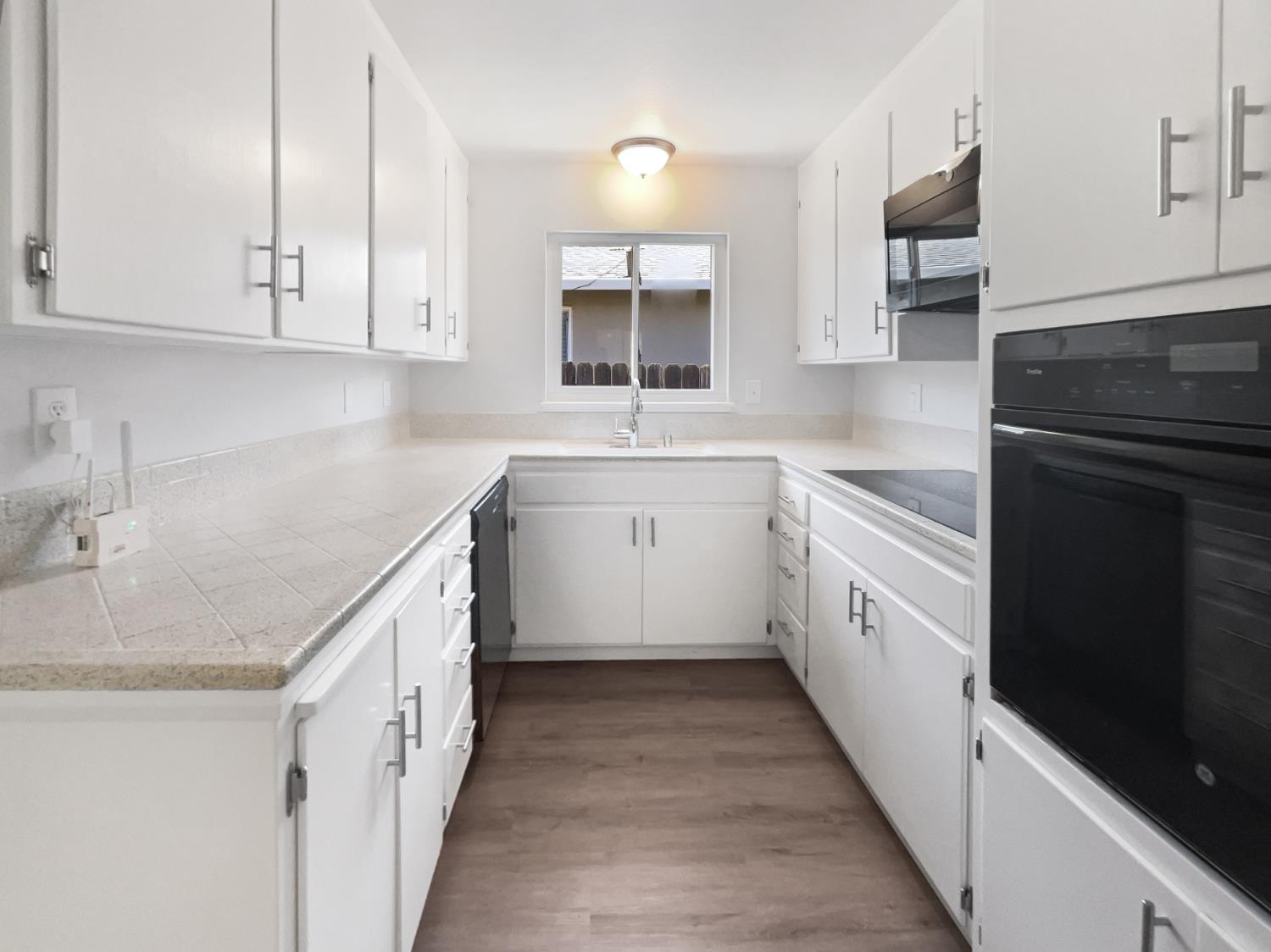 Detail Gallery Image 6 of 20 For 1129 Rideout Way, Marysville,  CA 95901 - 4 Beds | 2 Baths