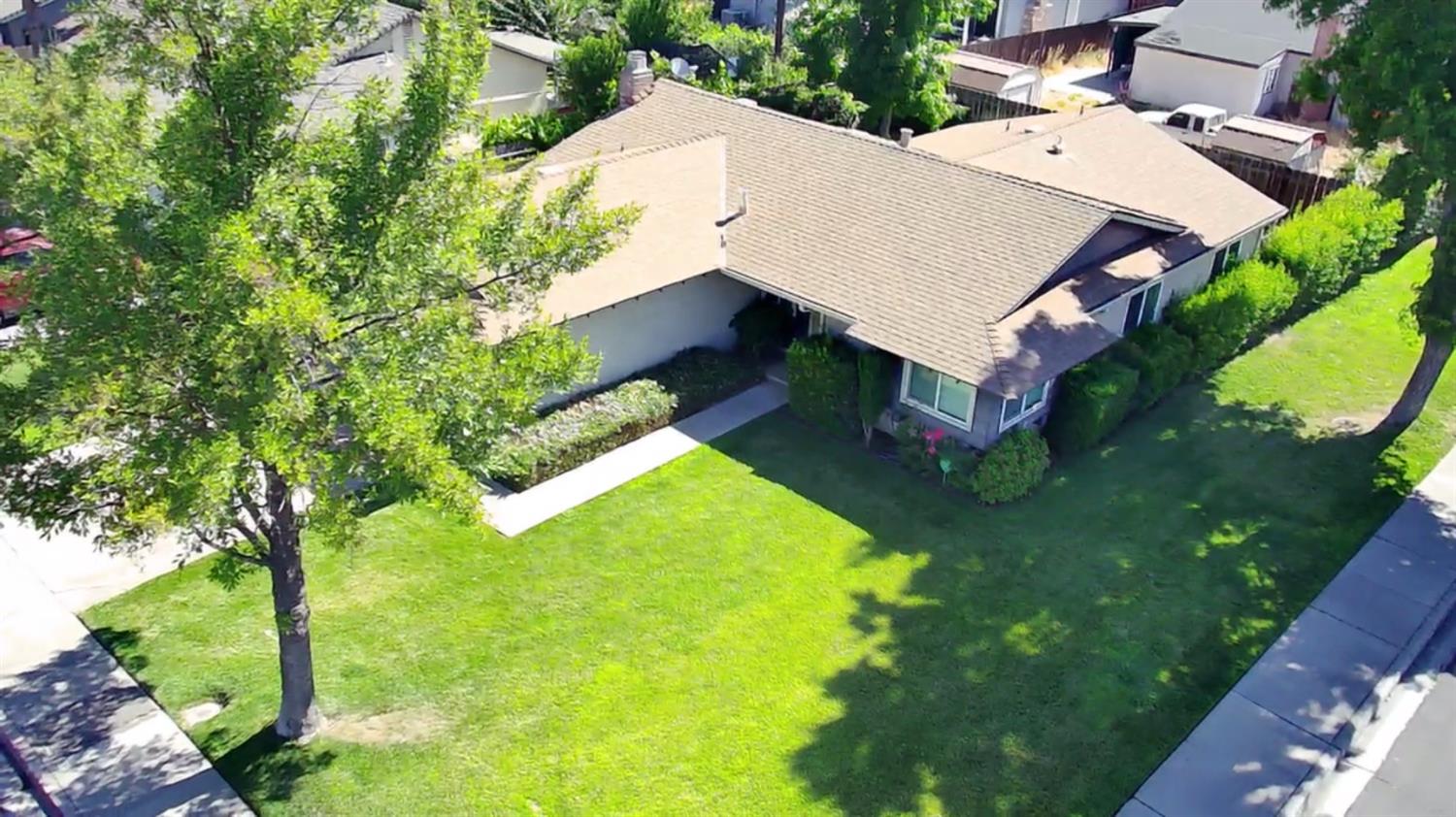 Detail Gallery Image 6 of 27 For 4000 Blue Bird Dr, Modesto,  CA 95356 - 3 Beds | 2 Baths