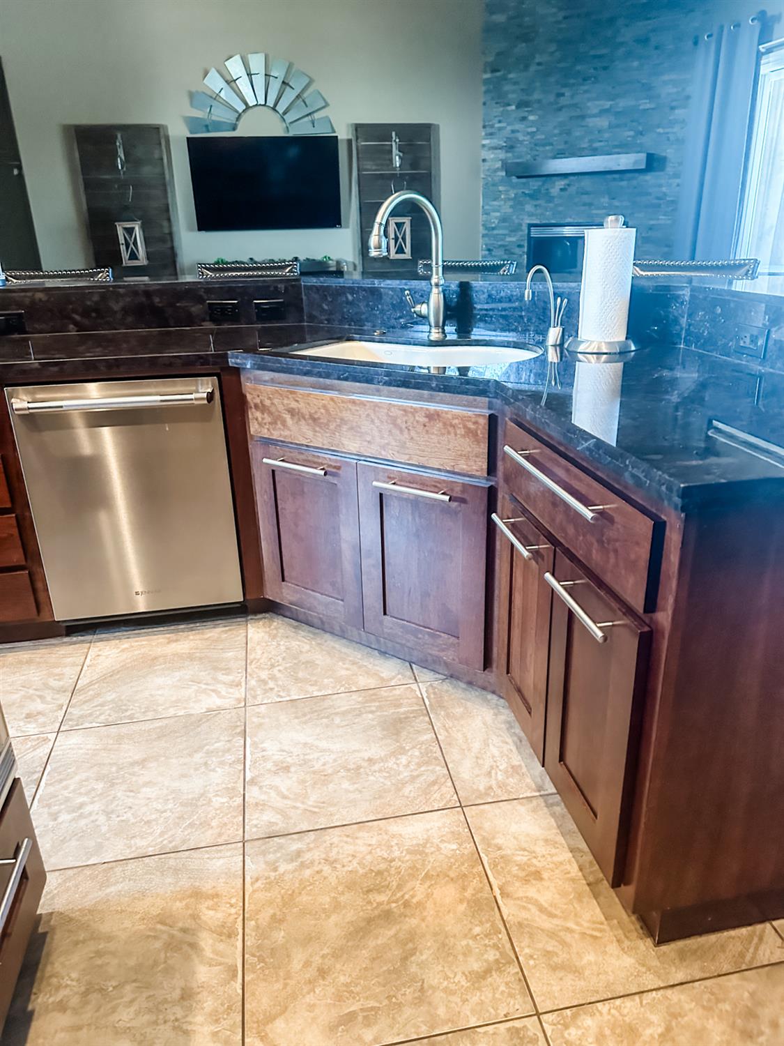 Detail Gallery Image 22 of 74 For 5569 Tegner Rd, Hilmar,  CA 95324 - 4 Beds | 3/1 Baths
