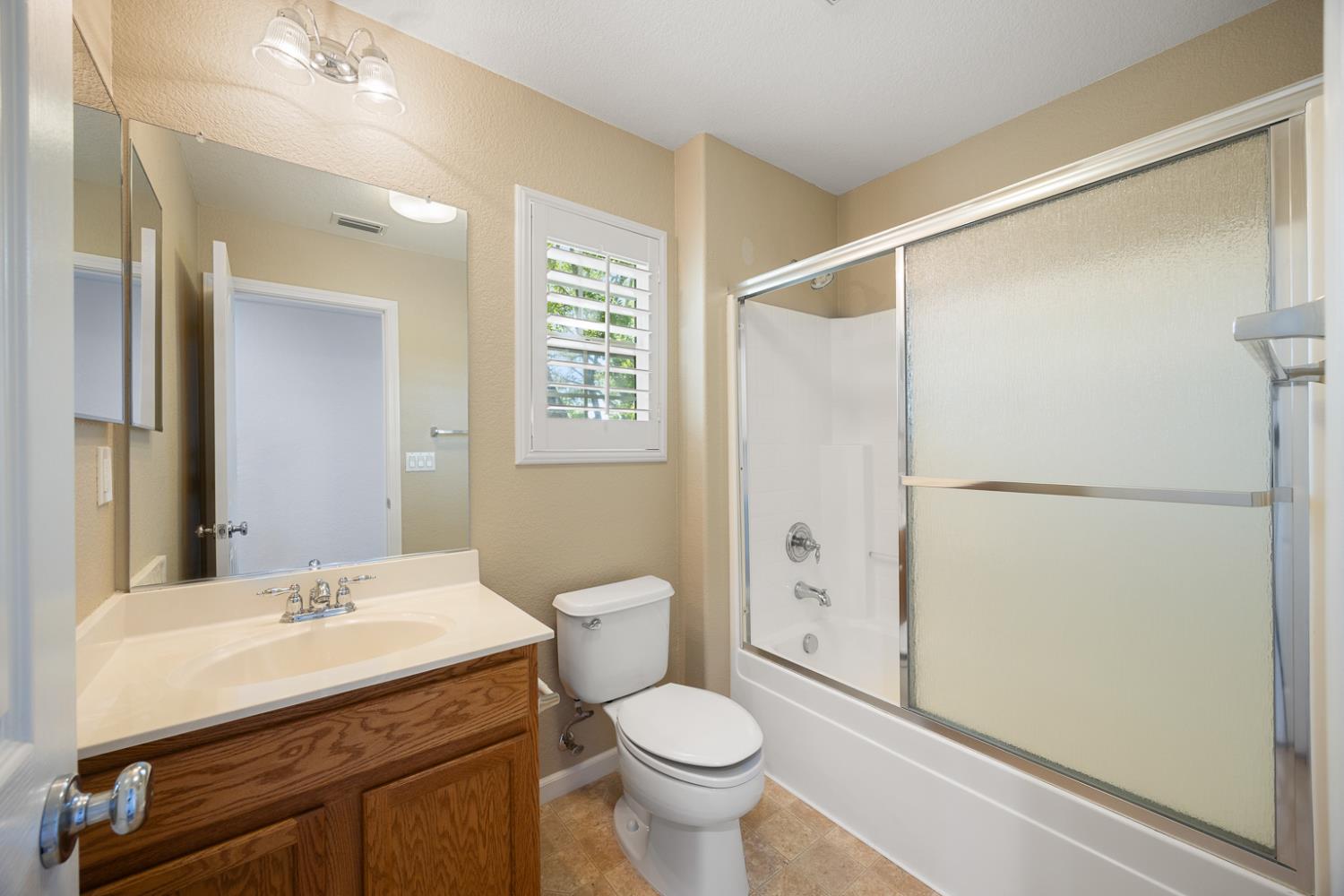 Detail Gallery Image 19 of 40 For 9205 Cortina Cir, Roseville,  CA 95678 - 3 Beds | 2/1 Baths