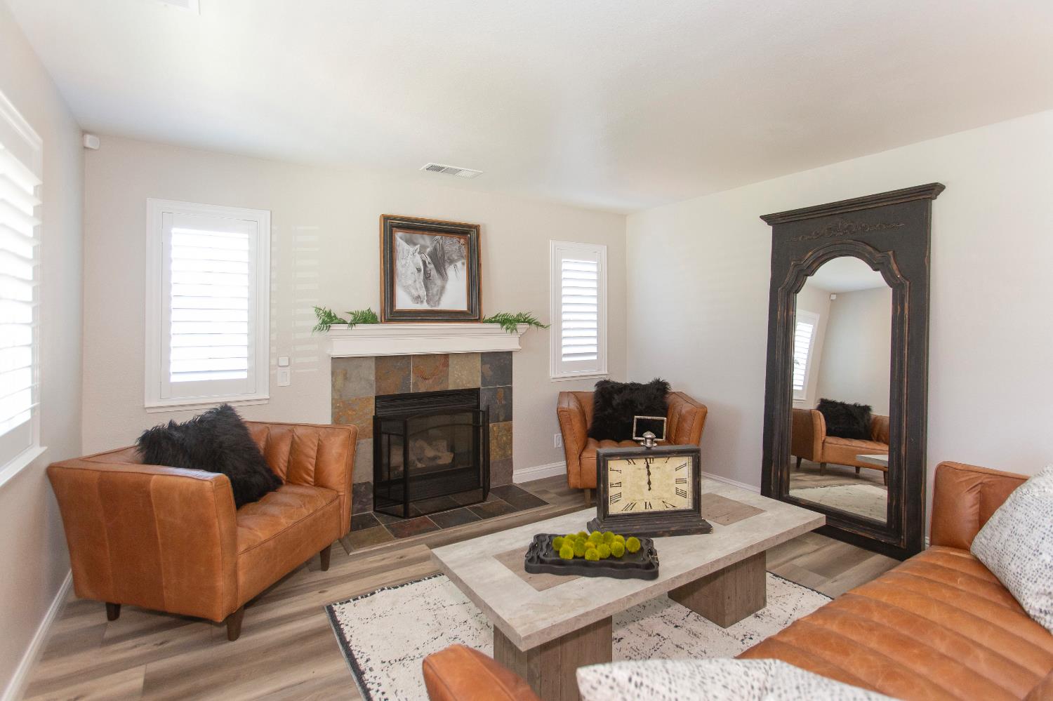Detail Gallery Image 4 of 31 For 5542 Chancellor Way, Riverbank,  CA 95367 - 3 Beds | 2/1 Baths
