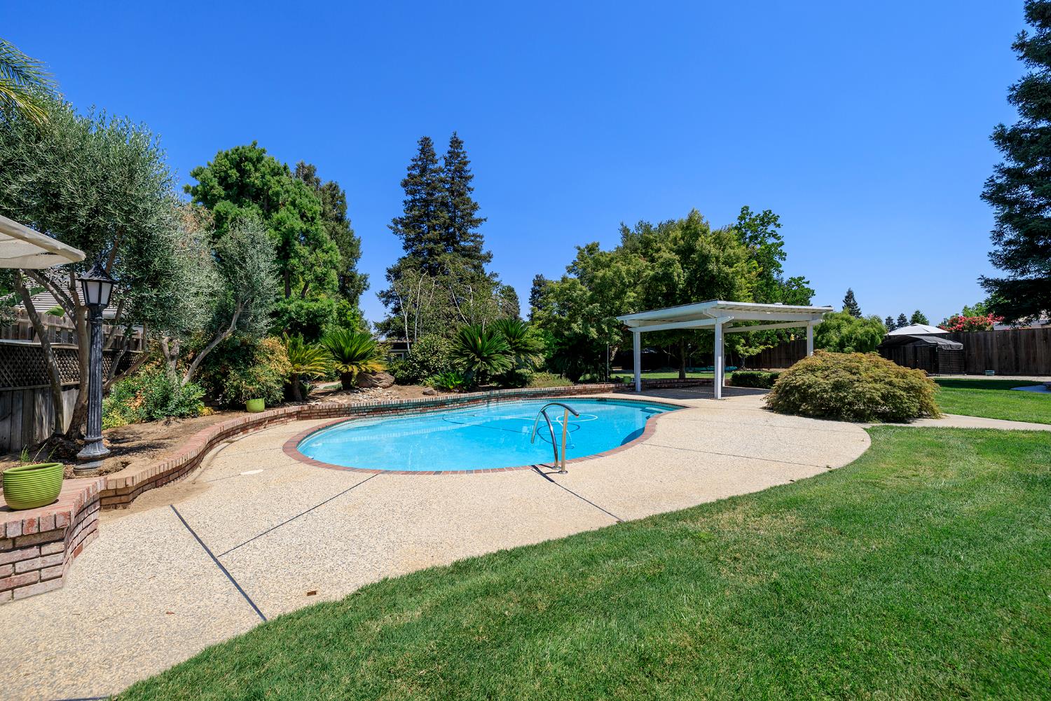 Detail Gallery Image 57 of 68 For 3128 Esta Ave, Modesto,  CA 95355 - 3 Beds | 3 Baths