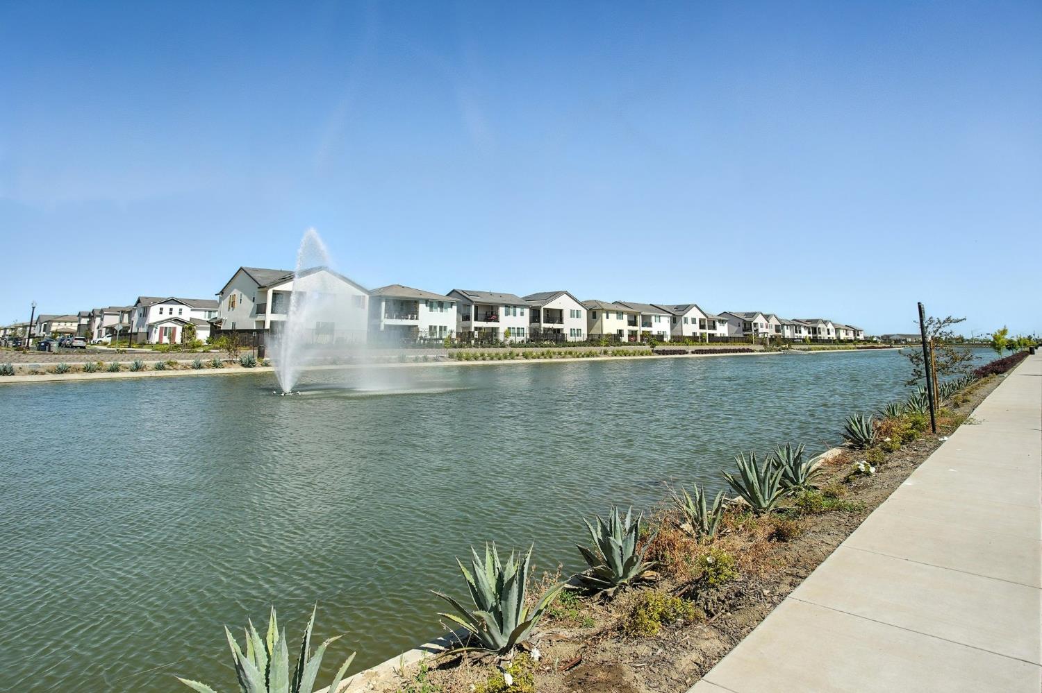Detail Gallery Image 35 of 36 For 3742 Haymaker Way, Sacramento,  CA 95835 - 3 Beds | 2 Baths