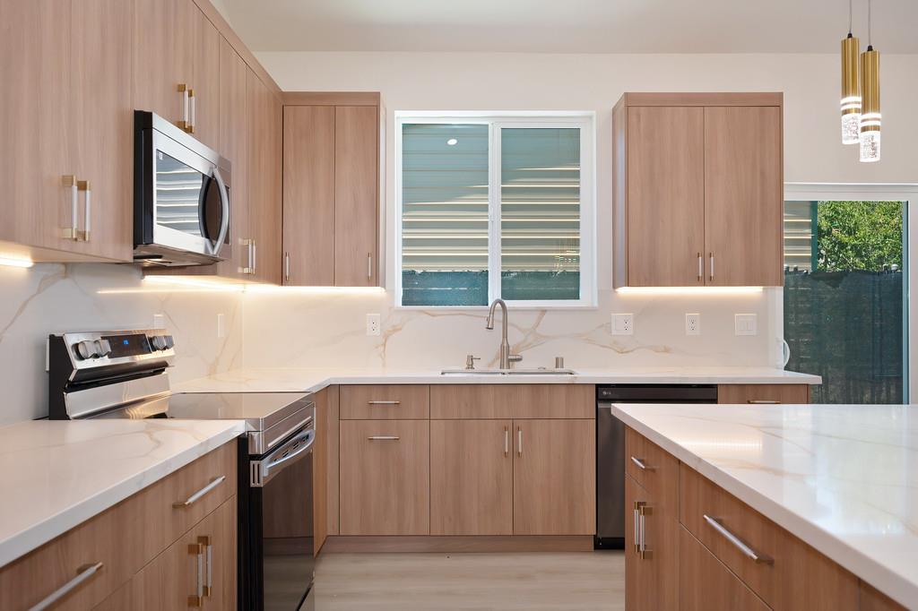 Detail Gallery Image 12 of 61 For 9437 Erwin Ave, Orangevale,  CA 95662 - – Beds | – Baths