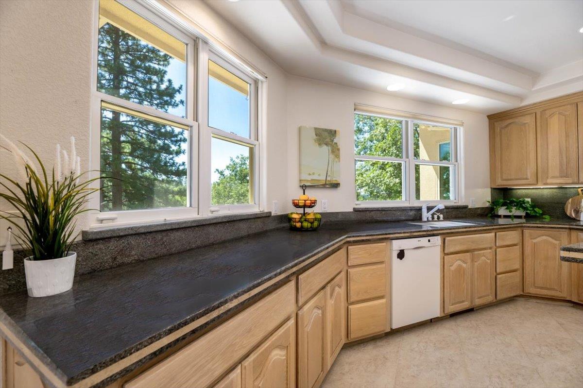 Detail Gallery Image 23 of 97 For 14031 Gochine Dr, Nevada City,  CA 95959 - 4 Beds | 3/1 Baths