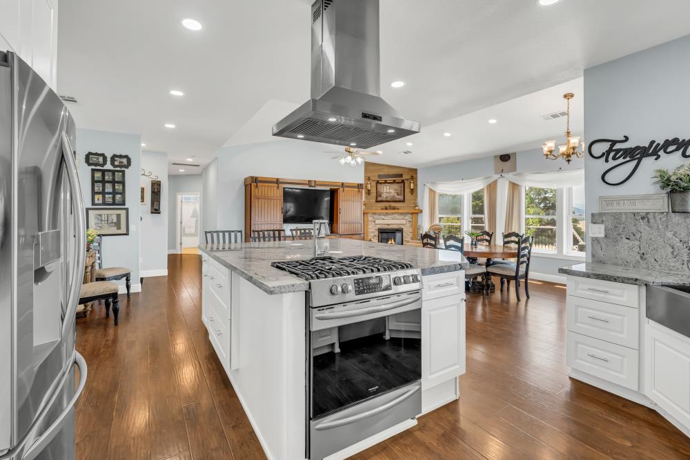 Detail Gallery Image 5 of 53 For 1221 Magers Rd, San Andreas,  CA 95249 - 3 Beds | 2 Baths