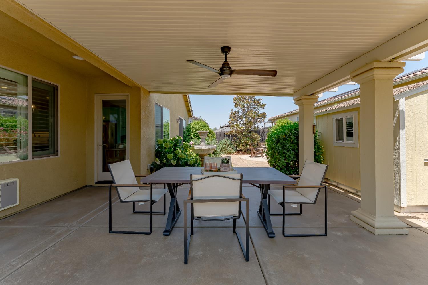 Detail Gallery Image 31 of 61 For 206 Calistoga Ct, El Dorado Hills,  CA 95762 - 3 Beds | 2/1 Baths