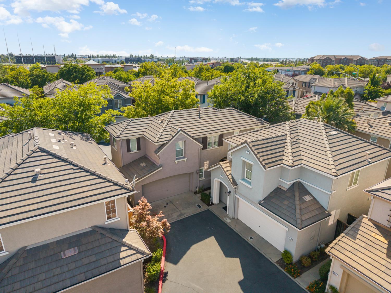 Detail Gallery Image 34 of 40 For 9205 Cortina Cir, Roseville,  CA 95678 - 3 Beds | 2/1 Baths