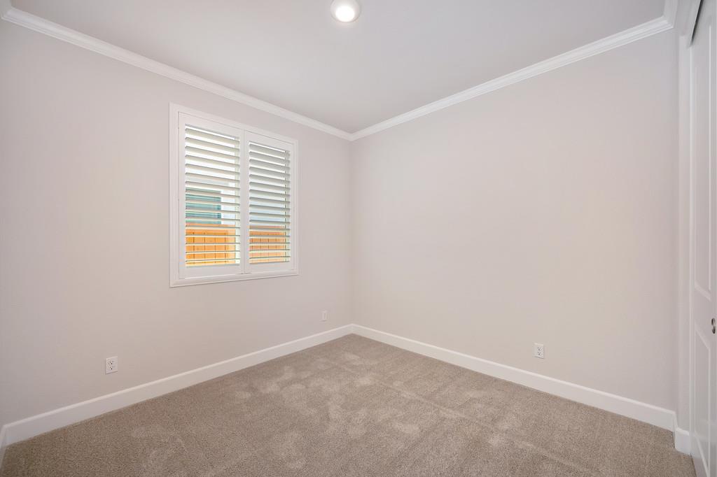 Detail Gallery Image 30 of 43 For 10309 Tempo Way, Elk Grove,  CA 95757 - 4 Beds | 3/1 Baths