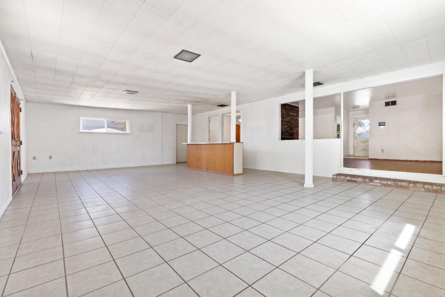 Detail Gallery Image 14 of 34 For 1418 Cypress Ave, Modesto,  CA 95350 - 3 Beds | 2 Baths