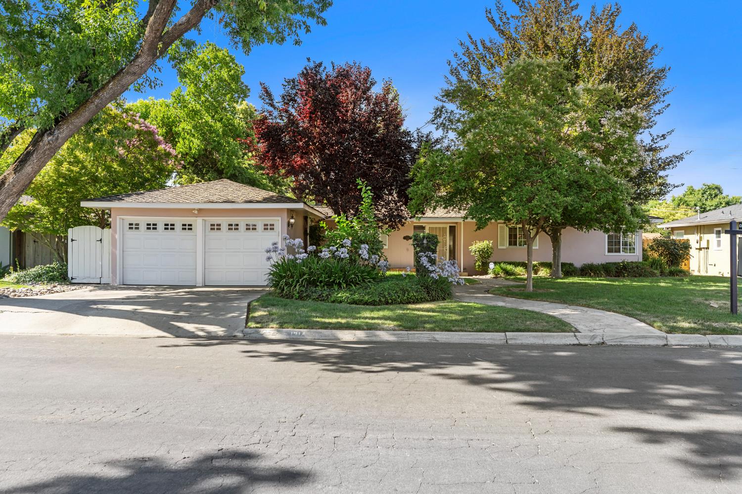 Detail Gallery Image 1 of 34 For 1314 Highland Dr, Modesto,  CA 95354 - 3 Beds | 1/1 Baths